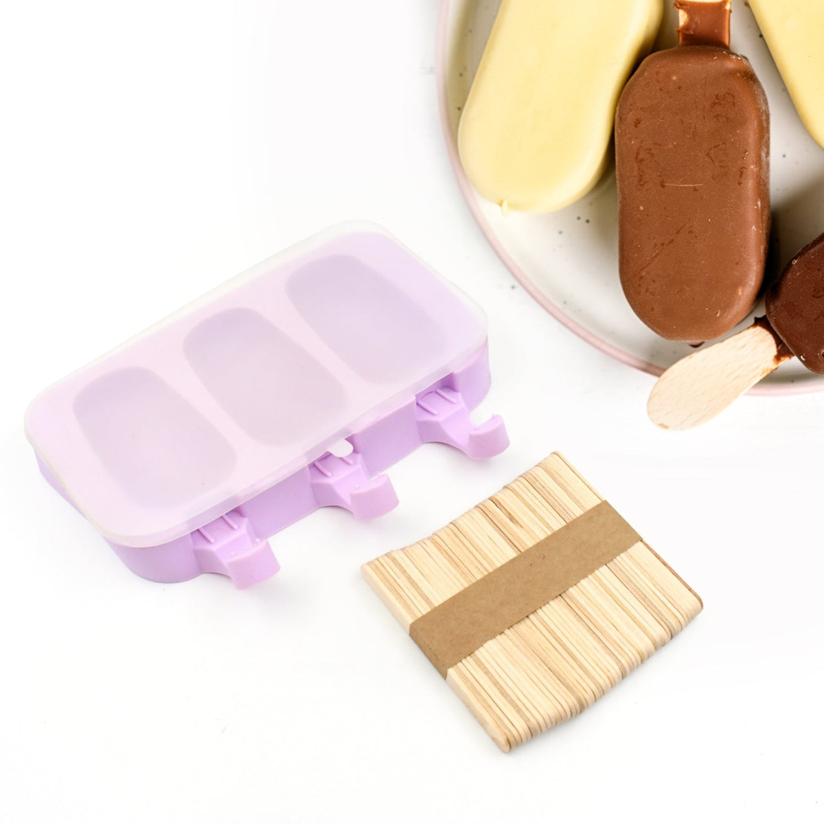 Silicone Popsicle Molds, Ice Pop Maker Molds with Lids and Sticks for Kids DIY Homemade Ice Cream, (With 50 Sticks) - jugaad.shop