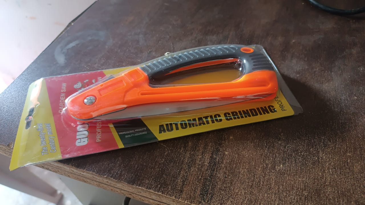 15 Inch Mini Pruning Folding Saw (1 Pc)-jugaad.shop