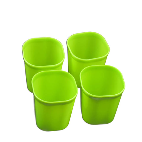 Plastic glass set, lightweight and durable, pack of 4.