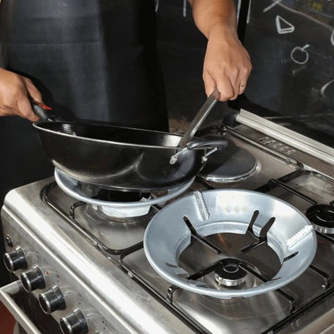 Home gas stove stand with energy-saving features