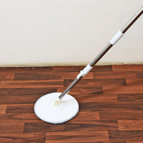 Cleaning mop