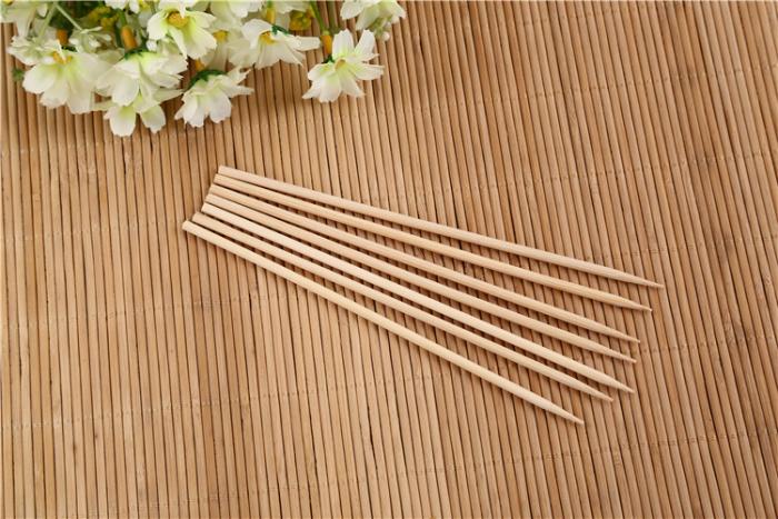 Colorful bamboo skewers for grilling meat and vegetables.