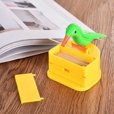 Portable bird-shaped toothpick storage