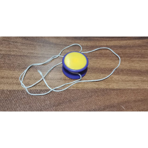 Small yoyo toy with string, rotating yoyo toy, brain exerciser for kids - jugaad.shop