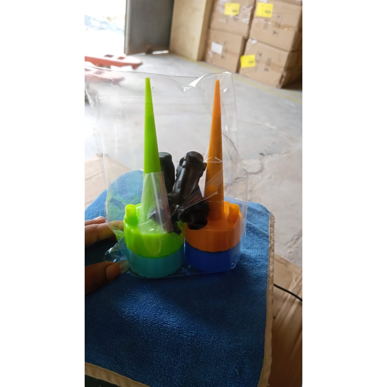 Auto Plant Watering Devices (1 Pc / Mix Color) - jugaad.shop