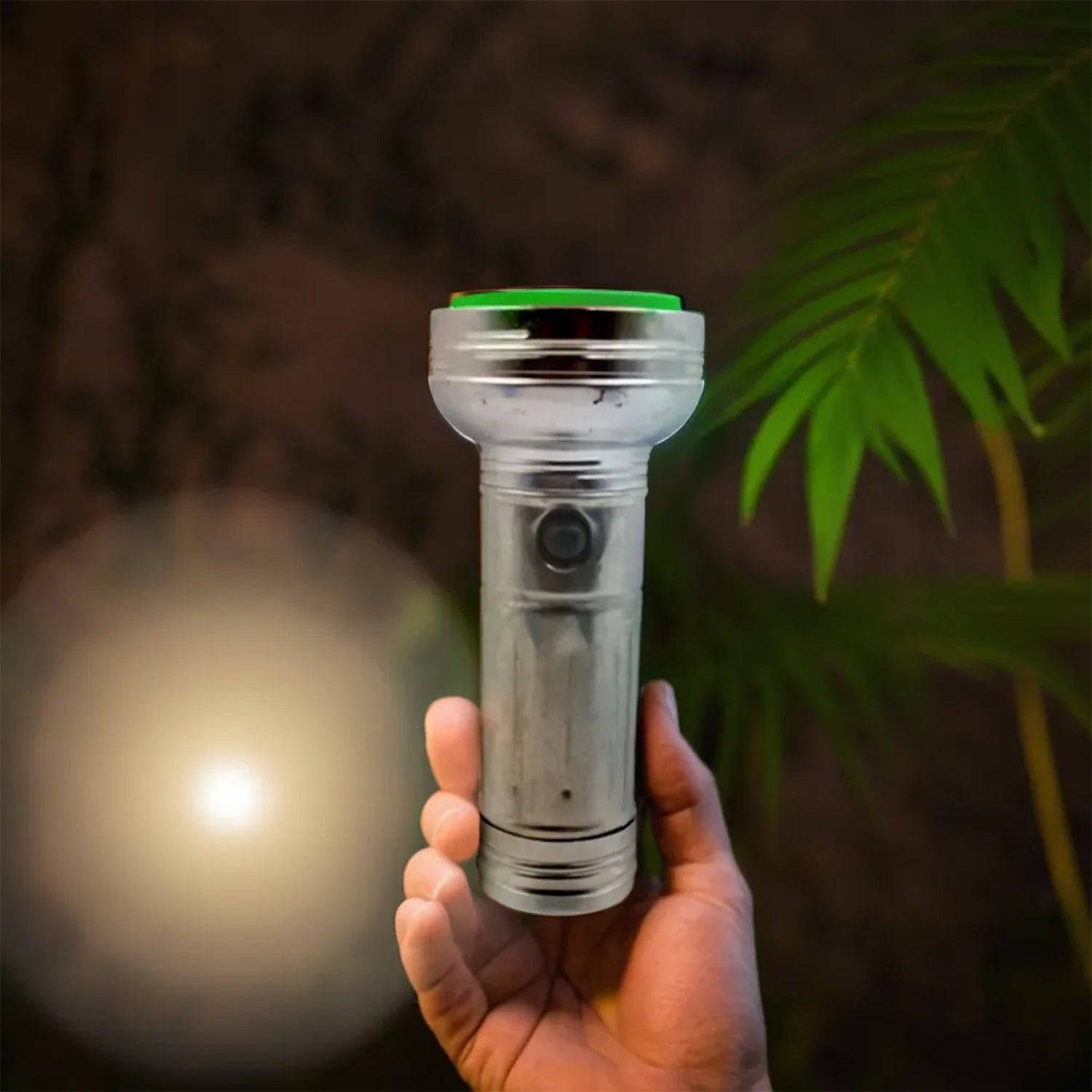 Nostalgic Flashlight,Flashlight Outdoor, Portable Nostalgic Simple Iron Outdoor Old-Fashioned Flashlight - jugaad.shop