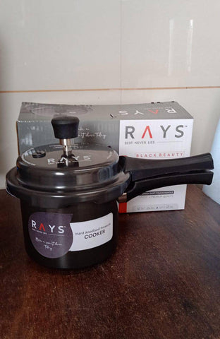 Aluminium Rays Black Beauty Pressure Cookers With Outer Lid (1.5 Litres / 1-Year warranty)