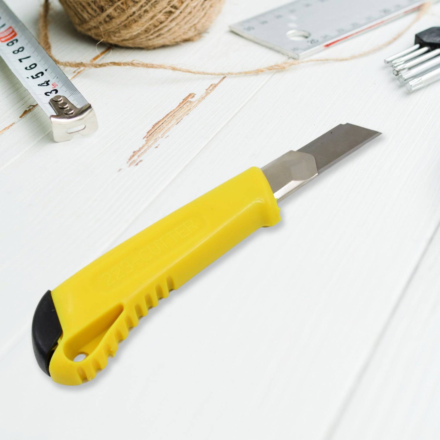 Heavy Duty, Working Cutter Knife (1 Pc)